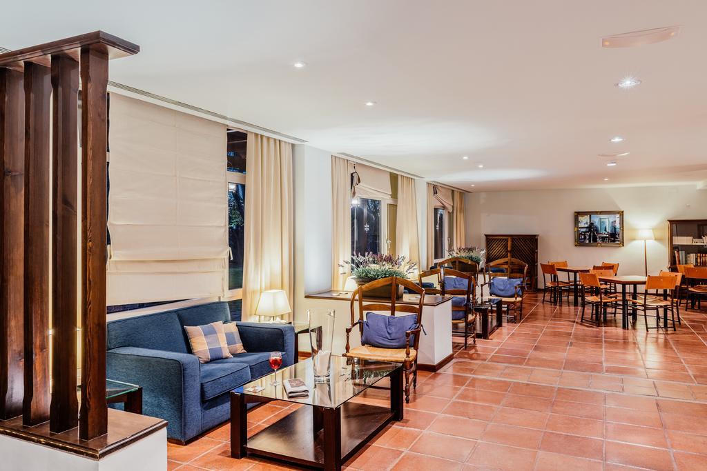 Parador De Manzanares Exterior photo