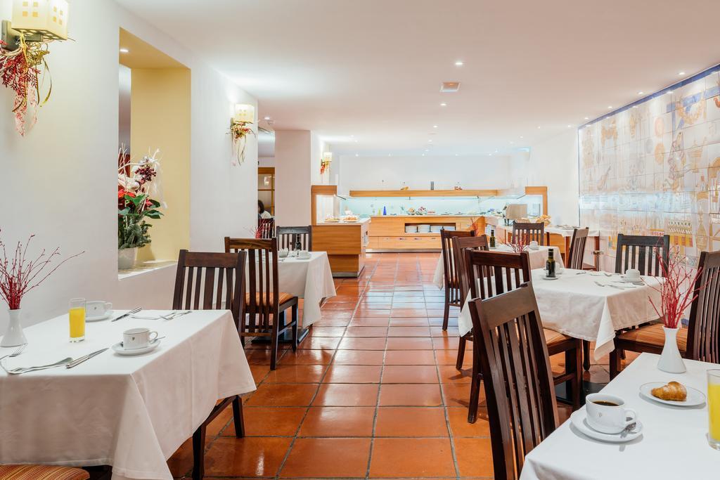 Parador De Manzanares Exterior photo